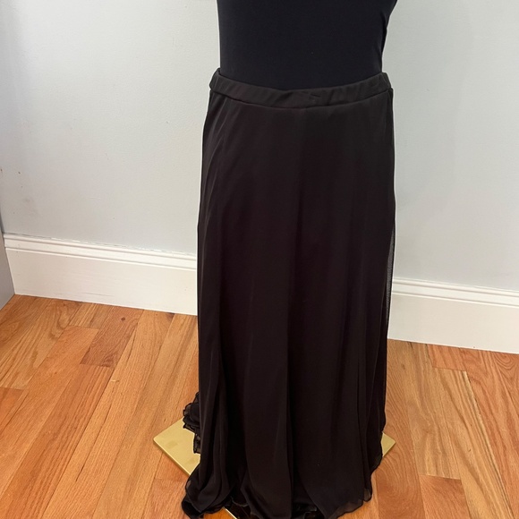 Dress barn Collection Women's Black Chiffon Lined Evening Skirt Size S Pull-on - Picture 2 of 7